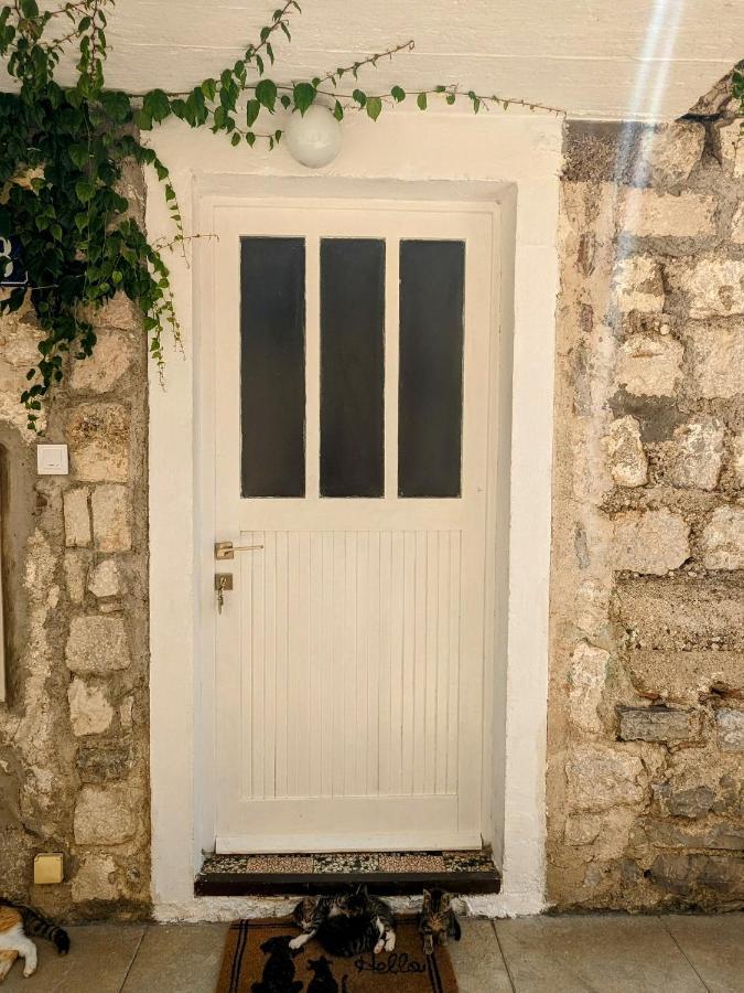 Nadalina Guest House Kotor Exterior photo