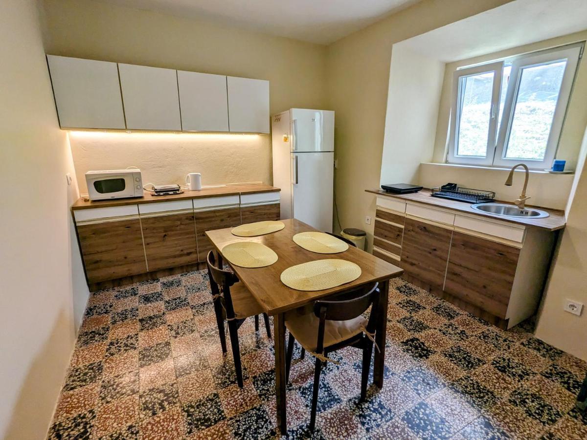 Nadalina Guest House Kotor Exterior photo
